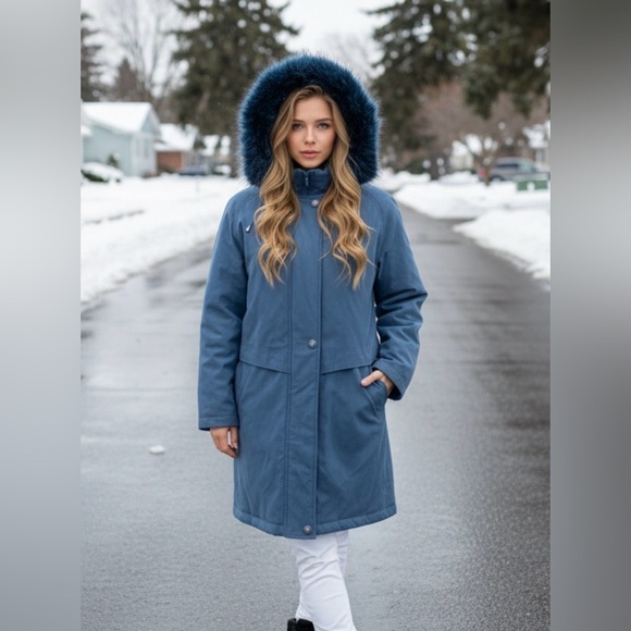 Utex Jackets & Blazers - Utex Women's Navy Hooded Ski Jacket